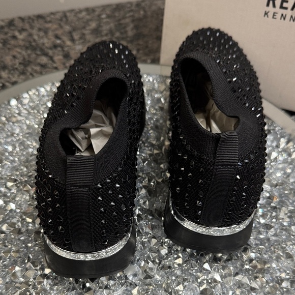 Kenneth Cole Reaction Cameron Jewel Black Slip-On jogger sneakers NEW 7.5